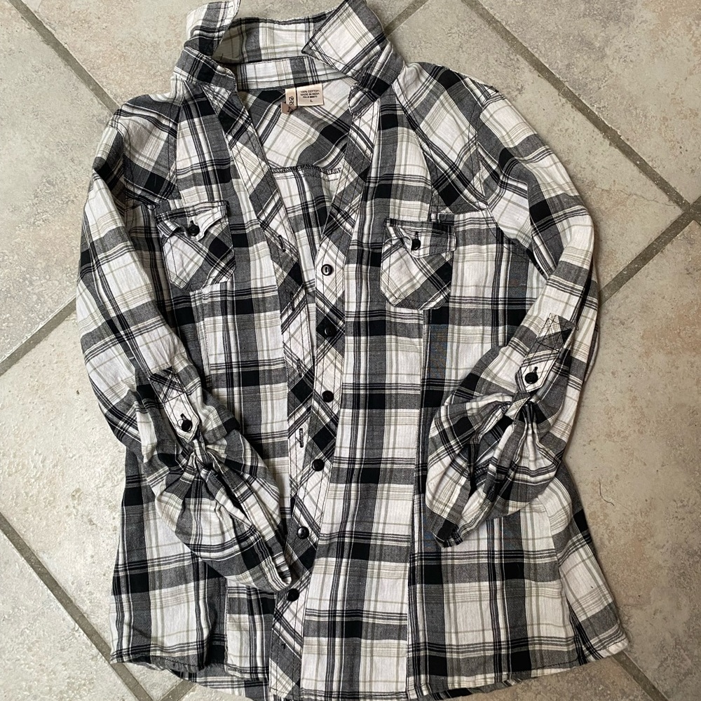 Passport black and white flannel